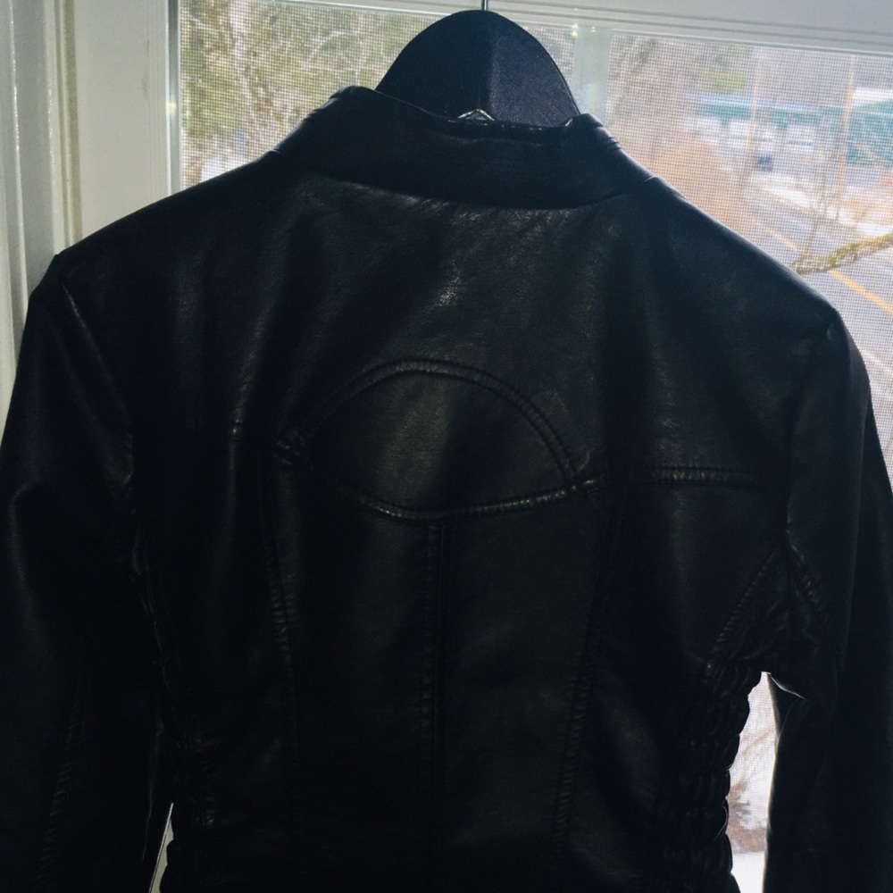 🎉🎉Jacket 🎉🎉 - Picture 6 of 8